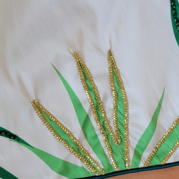 Trimsetter Christmas Tree Skirt for Dillard's. 60" Round Hand Beaded New - Picture 8 of 10